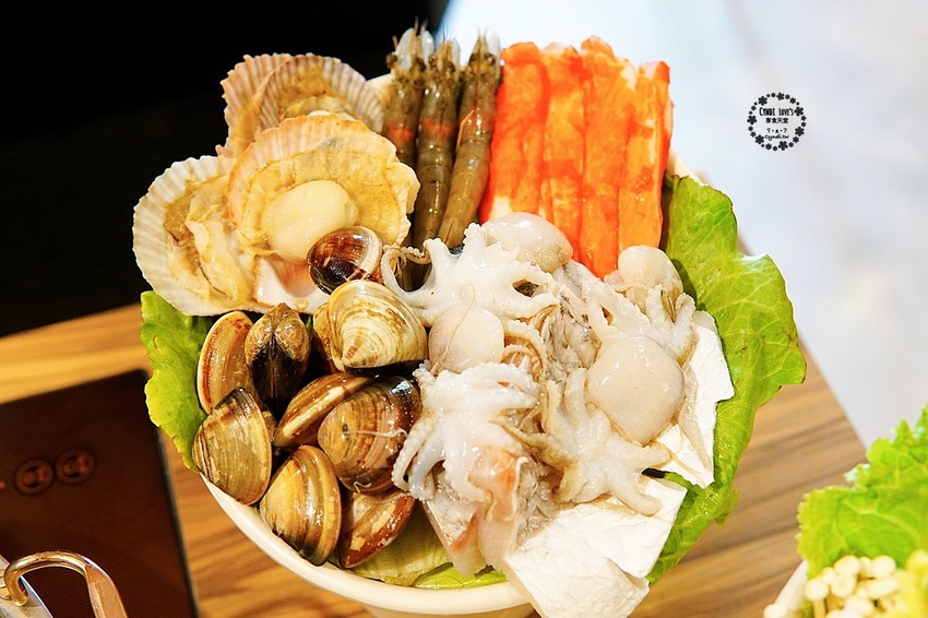 丹水滾鍋物 風生水起店,北屯區火鍋推薦,288元起鍋物套餐,滷味炸物冰淇淋飲料自助吧吃到飽超划算,附設兒童遊戲區親子友善餐廳 - Cyndi loves享食天堂