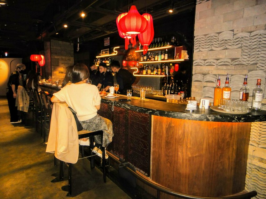 【美食】「隱世餐酒館The Arcadia Bistro」信義區餐酒館推薦，歌手駐唱好歡樂