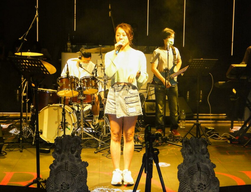 【美食】「隱世餐酒館The Arcadia Bistro」信義區餐酒館推薦，歌手駐唱好歡樂