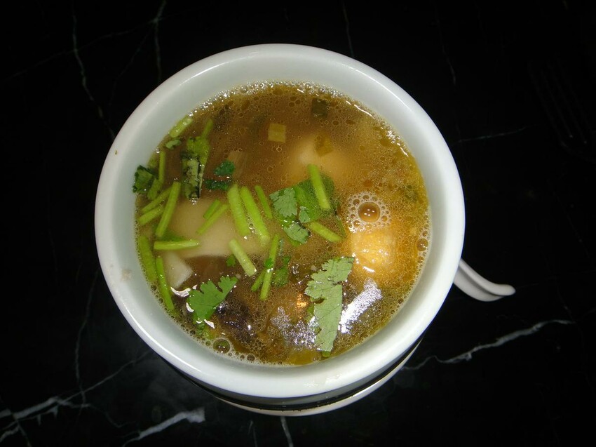 【美食】「隱世餐酒館The Arcadia Bistro」信義區餐酒館推薦，歌手駐唱好歡樂