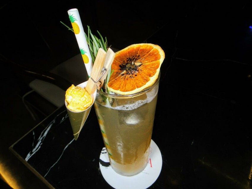 【美食】「隱世餐酒館The Arcadia Bistro」信義區餐酒館推薦，歌手駐唱好歡樂