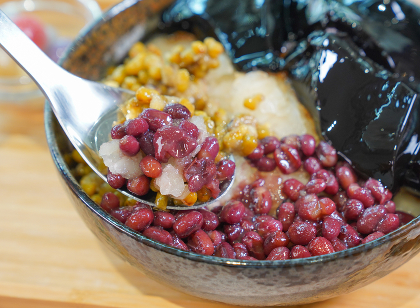 [高雄]禾苑蔗片冰-芋泥芋圓滿滿的好吃高雄蔗片冰～天然爽口不甜膩 @美食好芃友