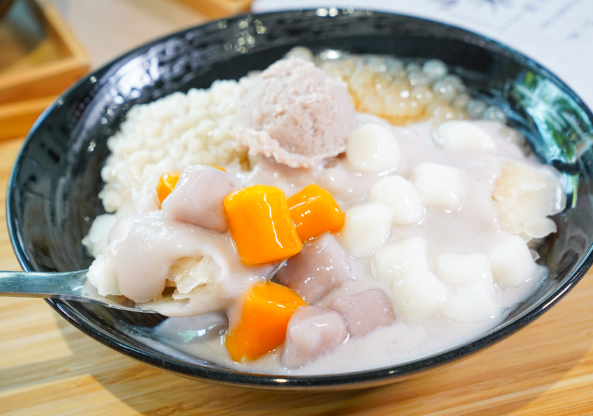 [高雄]禾苑蔗片冰-芋泥芋圓滿滿的好吃高雄蔗片冰～天然爽口不甜膩 @美食好芃友