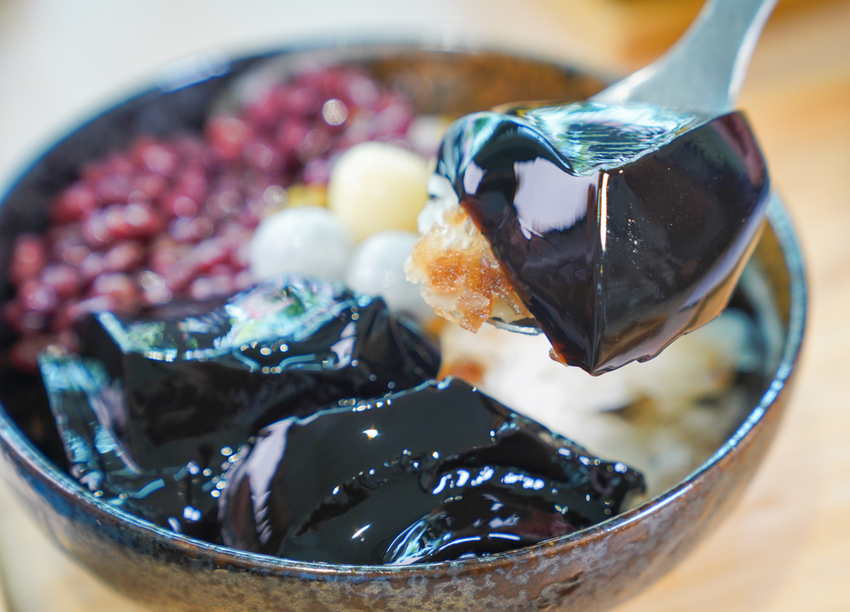 [高雄]禾苑蔗片冰-芋泥芋圓滿滿的好吃高雄蔗片冰～天然爽口不甜膩 @美食好芃友