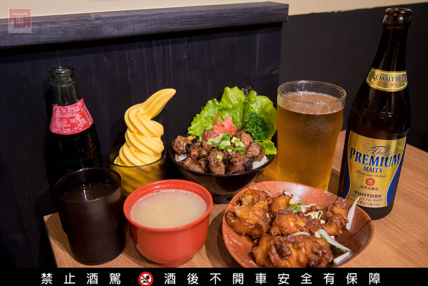 【臺南美食】給你一碗滿滿燒肉蓋住了米飯｜CHOICE等級安格斯黑牛丼飯只要120元｜職人現烤燒肉~~牛丁次郎坊x深夜裡的和魂燒肉丼x台南新都支店 - 南人幫