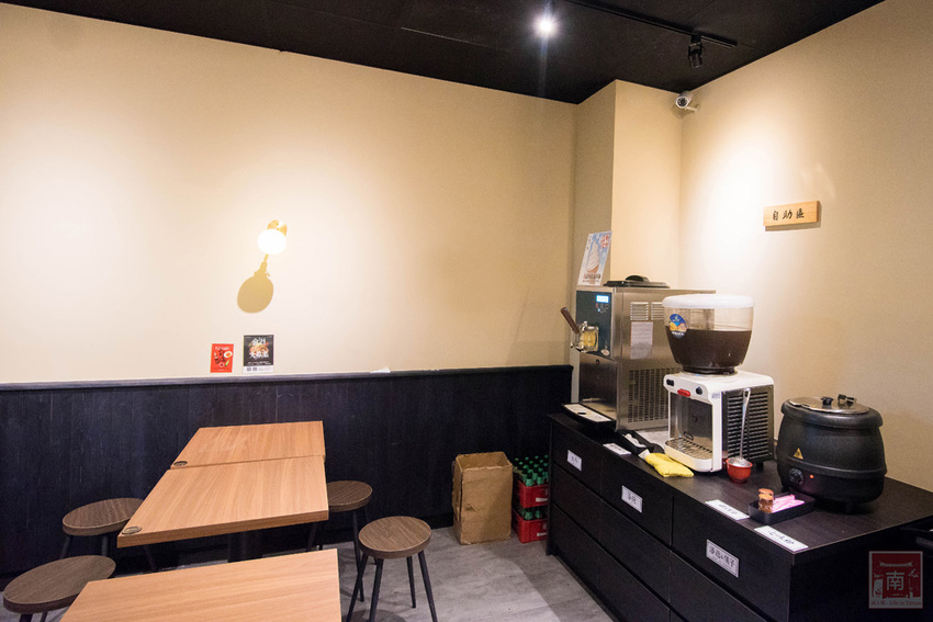 【臺南美食】給你一碗滿滿燒肉蓋住了米飯｜CHOICE等級安格斯黑牛丼飯只要120元｜職人現烤燒肉~~牛丁次郎坊x深夜裡的和魂燒肉丼x台南新都支店 - 南人幫