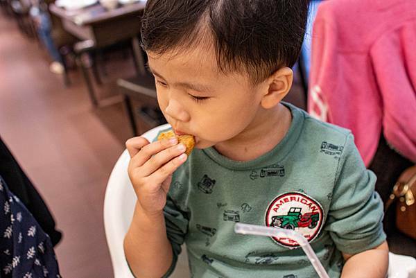 【新莊美食】小鮮鍋新莊店-最低不到370元！超過100種不同食材火鍋吃到飽