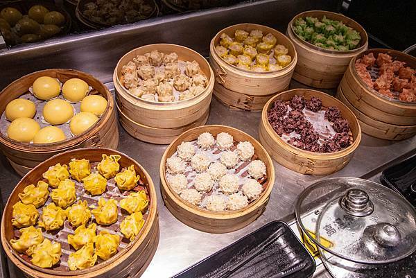 【新莊美食】小鮮鍋新莊店-最低不到370元！超過100種不同食材火鍋吃到飽