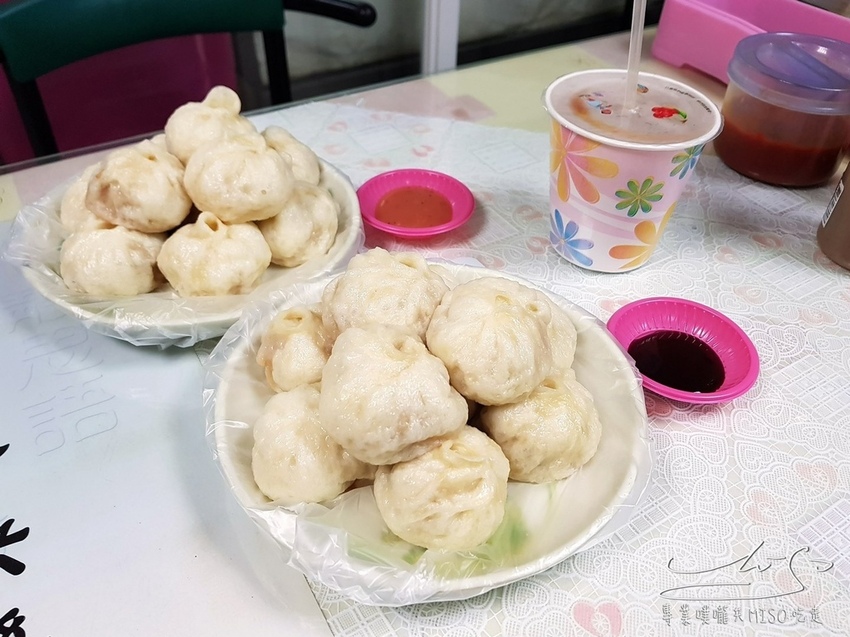 中和南山路小籠包 專業噗嚨共MISO吃走 (12).jpg