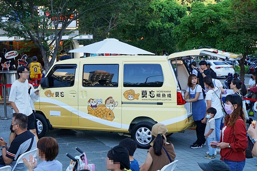 人氣療癒系”莫忘鯛魚燒”推出全新行動餐車，鹹甜口味一咬爆餡，用料實在又美味，將在全台巡迴！！