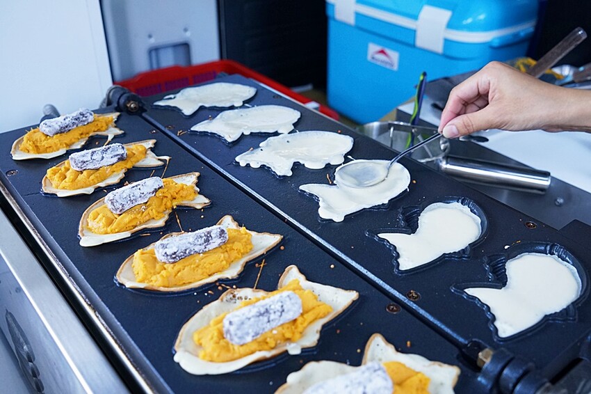 人氣療癒系”莫忘鯛魚燒”推出全新行動餐車，鹹甜口味一咬爆餡，用料實在又美味，將在全台巡迴！！