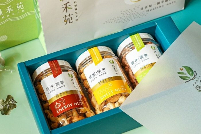 一款素食也能食的軟糖！超可愛貓咪造型，成分天然還有4種口味，不管大小朋友都瘋狂～