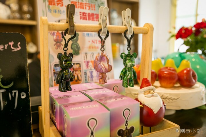 馬祖新村美食-YA bistro，一間集美味餐點與優閒氛圍於一身的法式鄉村餐館。如果在馬祖新村逛累了，來YA坐坐吧。桃園中壢美食推薦 @圍事小哥的幸福相框