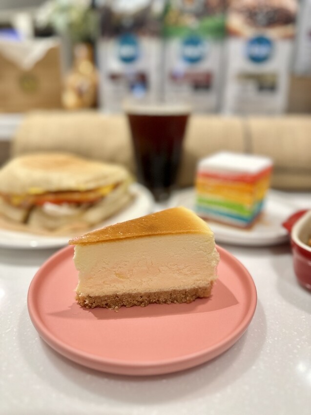 台北。信義︱市政府站:torajastar cafe手工單孔咖啡沖泡座︱簡餐蛋糕下午茶的好地方︱信義新光三越