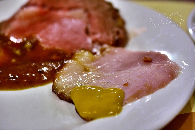 台南：大億麗緻酒店，共同市場自助餐廳晚餐、早餐