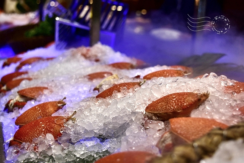 台南：大億麗緻酒店，共同市場自助餐廳晚餐、早餐