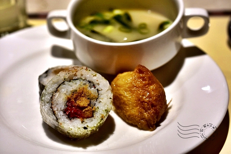 台南：大億麗緻酒店，共同市場自助餐廳晚餐、早餐