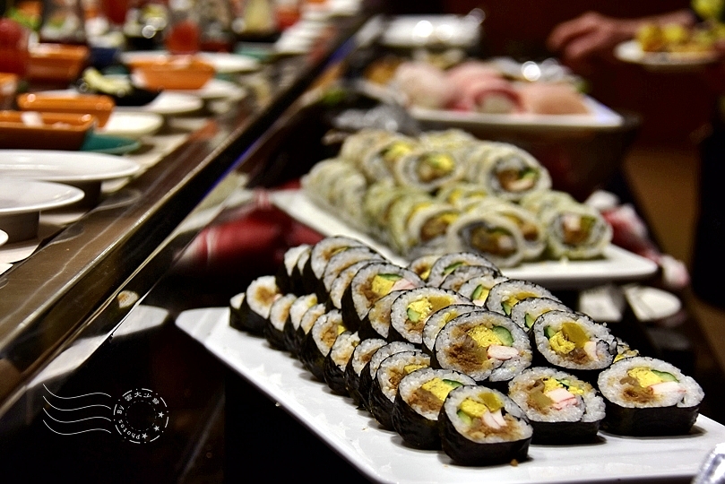 台南：大億麗緻酒店，共同市場自助餐廳晚餐、早餐