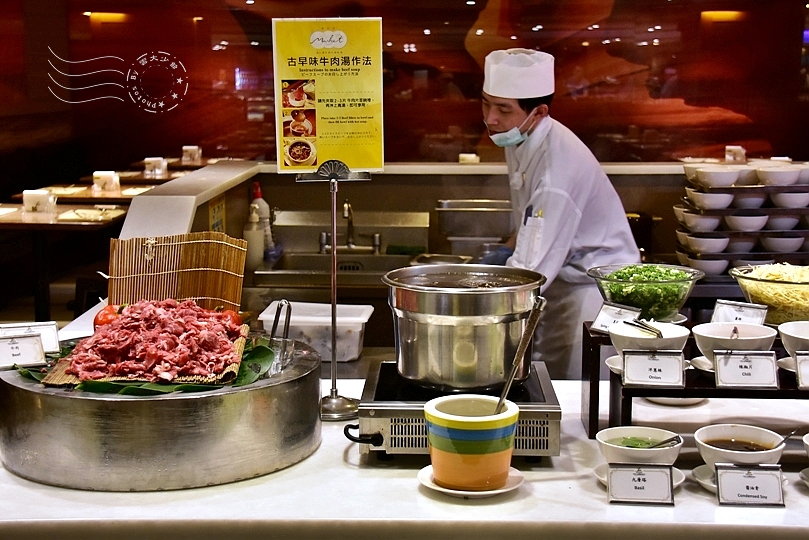 台南：大億麗緻酒店，共同市場自助餐廳晚餐、早餐