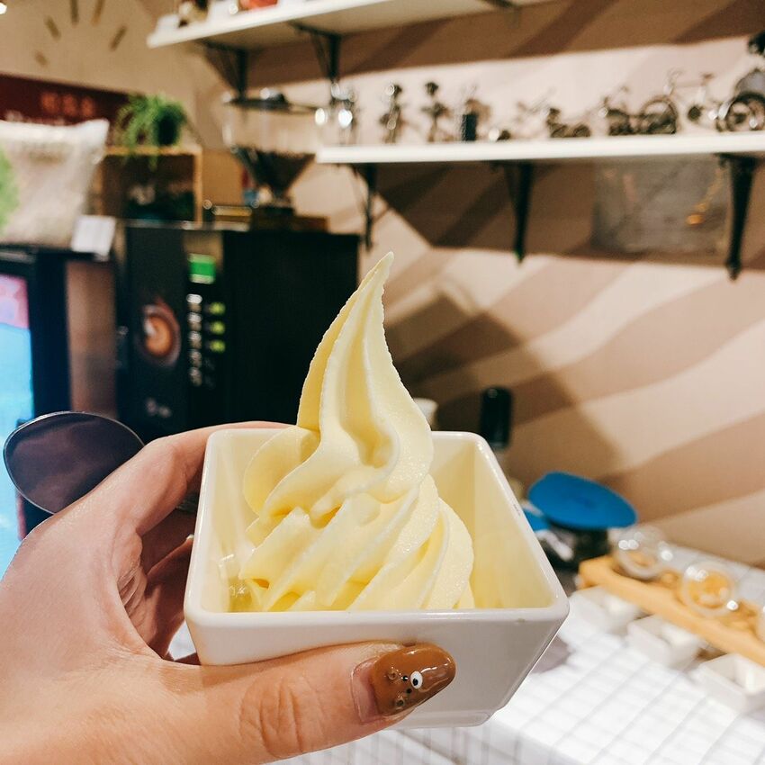 台北｜行天宮 撈啥鍋物 南瓜牛奶鍋香濃滑順 一年四季都是你的吃鍋日！