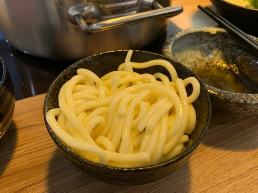 台北｜行天宮 撈啥鍋物 南瓜牛奶鍋香濃滑順 一年四季都是你的吃鍋日！