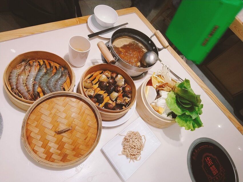 [新莊火鍋推薦]柒囍火鍋公司，蒸的火鍋濃縮香港打邊爐的方式，顛覆台灣火鍋界的頂級美味，個人鍋也可以享受
