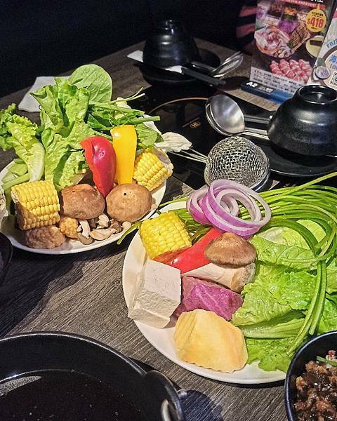 【台北中山】千荷田蔬食百匯涮涮鍋 長安店，新開幕，新店報報，米塔集團品牌，蔬食吃到飽只要$268，平日套餐只要368起