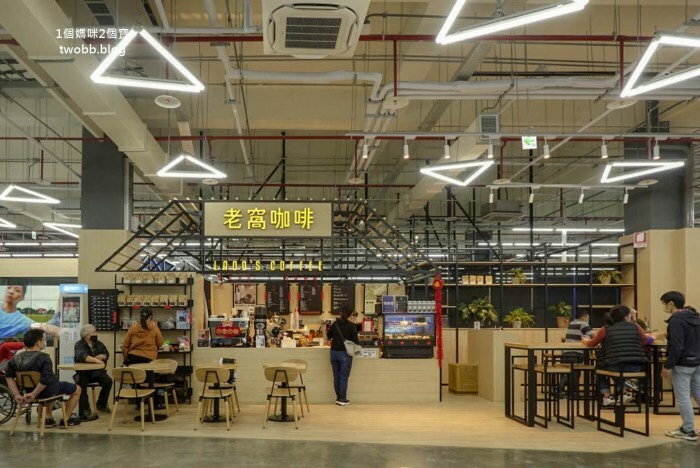 【新北景點| 迪卡儂三重旗艦店-雙北市面積最大旗艦店,互動式運動裝置體驗單車、跑步運動,也有VR大螢幕體驗球類運動。 - 1個媽咪2個寶