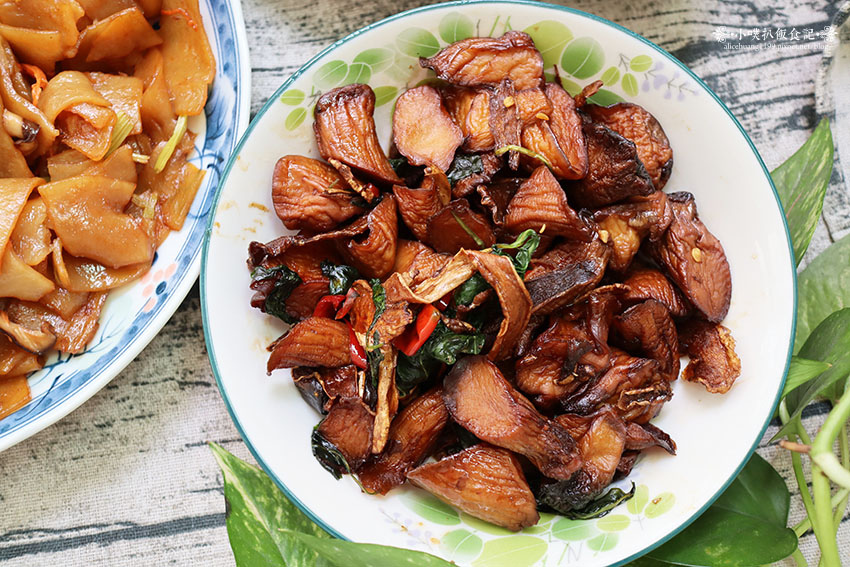 IMG_1068.jpg IMG_1068.jpg