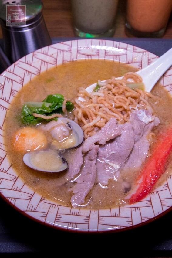 【臺南美食】滿滿古早味的番茄及綜合水果切盤,季節限定芒果雪花冰搭配莫凡比冰淇淋,還有隱藏版冰品~品馨冰菓室 - 南人幫