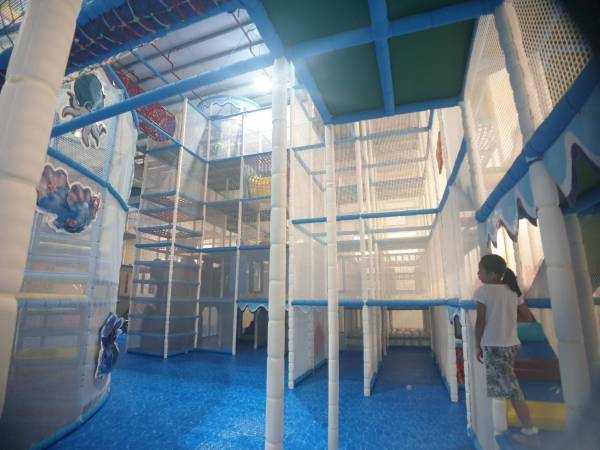 【嘉義|棒棒鯨奇樂園】全新開幕!位在嘉義太保,鄰近故宮南院,超大球池與刺激的90度溜滑梯! - 1個媽咪2個寶
