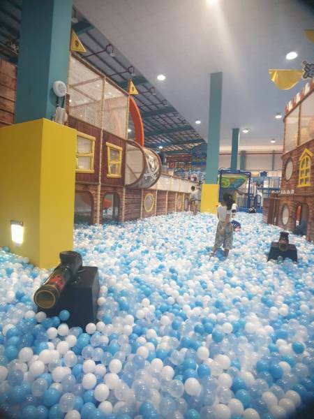 【嘉義|棒棒鯨奇樂園】全新開幕!位在嘉義太保,鄰近故宮南院,超大球池與刺激的90度溜滑梯! - 1個媽咪2個寶