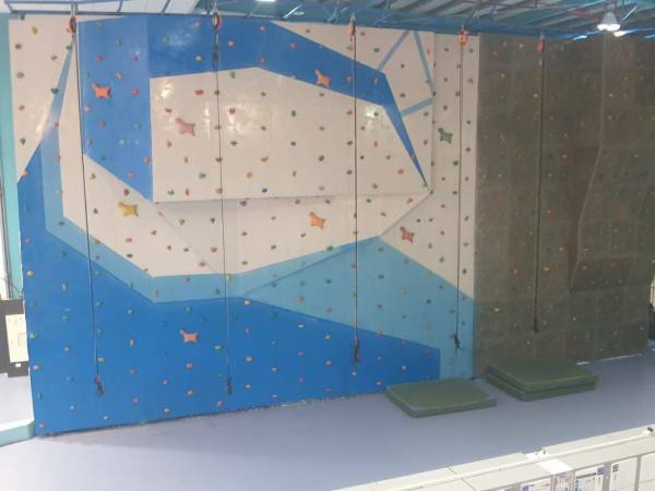 【嘉義|棒棒鯨奇樂園】全新開幕!位在嘉義太保,鄰近故宮南院,超大球池與刺激的90度溜滑梯! - 1個媽咪2個寶