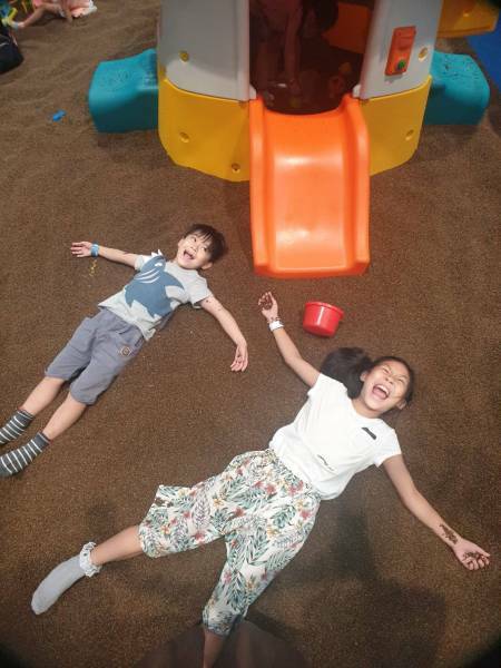 【嘉義|棒棒鯨奇樂園】全新開幕!位在嘉義太保,鄰近故宮南院,超大球池與刺激的90度溜滑梯! - 1個媽咪2個寶