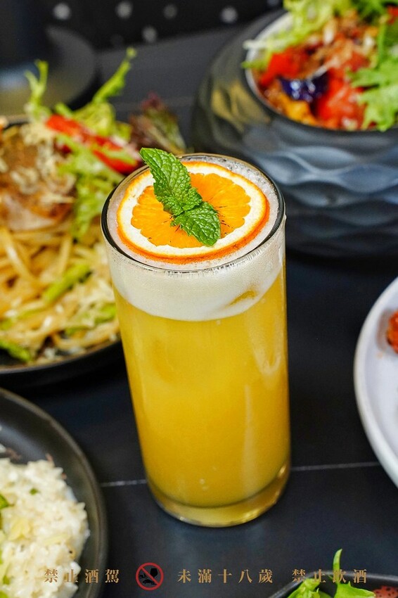 Luxy Vogue餐酒館菜單