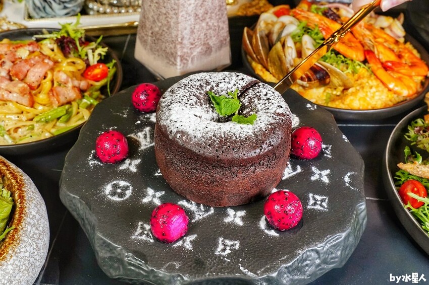 Luxy Vogue 餐酒館