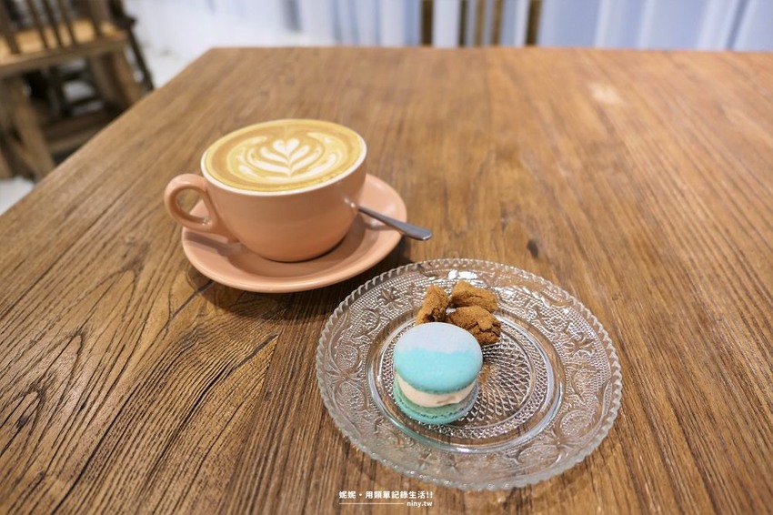 咖啡。宜蘭★轉運站附近的網美下午茶Second Bite再一口 - 妮妮˙ˇ˙用類單記錄生活!!