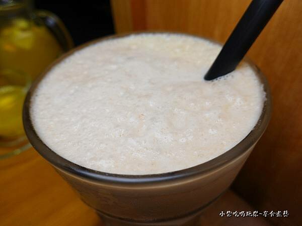 珍珠鮮奶茶-沙鹿聚亭軒 (1).jpg