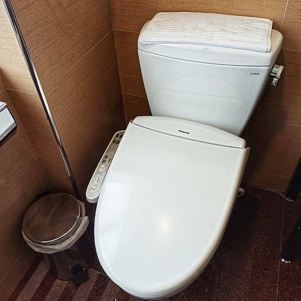 【台北住宿】優美飯店 YOMI Hotel，IKEA北歐風格住宿，想到IKEA住一晚，捷運雙連站住宿，台北平價住宿