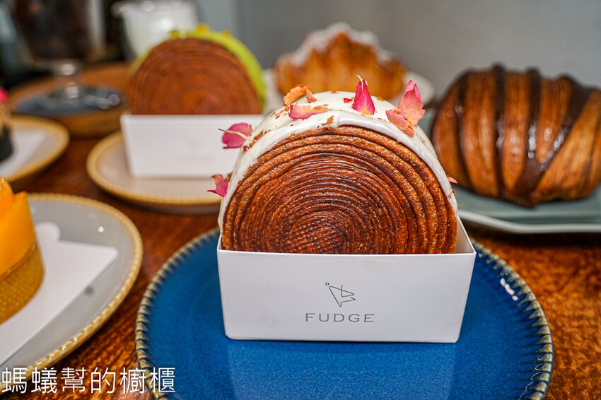 法奇FUDGE | 台中沙鹿法式甜點,新品紐約捲登場! - 螞蟻幫的櫥櫃