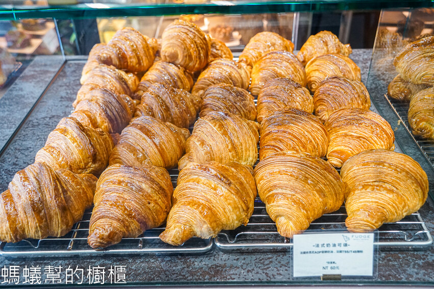 法奇FUDGE | 台中沙鹿法式甜點,新品紐約捲登場! - 螞蟻幫的櫥櫃