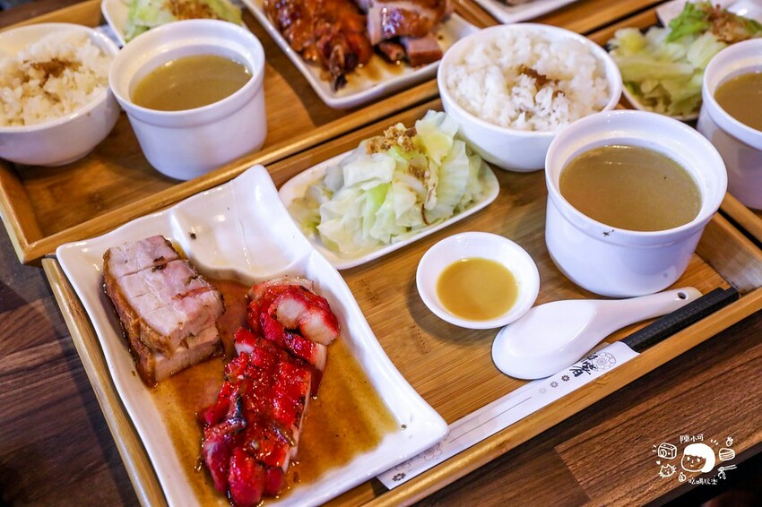 新北市永和區超推這間新北神好吃的入魂脆燒肉，內用套餐白飯、老火湯免費續！香港師傅開的燒臘店