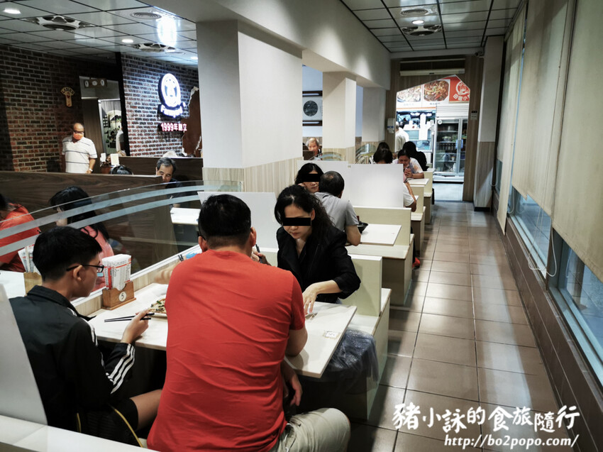 雲林。古坑》田園小館。複合式牛肉麵飯料理專賣