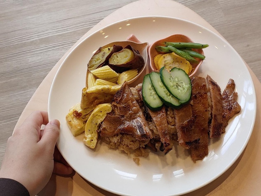 [桃園美食]乘載小時候的味道和回憶-小食光油飯料理 講究的低油低鹽健康料理