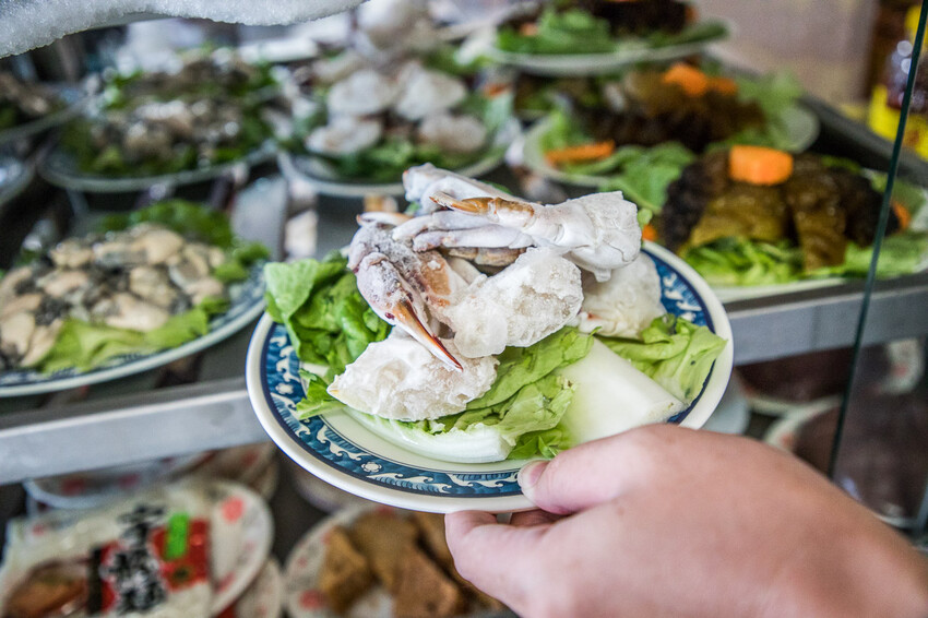 桃園市大溪區韓鄉石頭火鍋｜一年只開八個月！還沒開門就有人在等吃的低調石頭火鍋