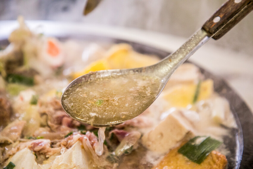 桃園市大溪區韓鄉石頭火鍋｜一年只開八個月！還沒開門就有人在等吃的低調石頭火鍋