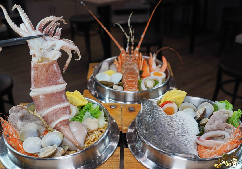 學生激推爆鮮 家遇鮮海鮮鍋燒，新推出多款湯底、整碗大船入場海洋鮮味 x 高雄必追鍋燒.海鮮飯湯 - 跟著尼力吃喝玩樂＆親子生活