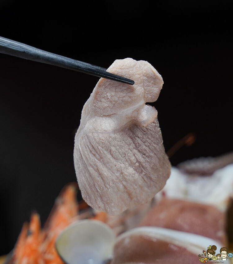 學生激推爆鮮 家遇鮮海鮮鍋燒，新推出多款湯底、整碗大船入場海洋鮮味 x 高雄必追鍋燒.海鮮飯湯 - 跟著尼力吃喝玩樂＆親子生活