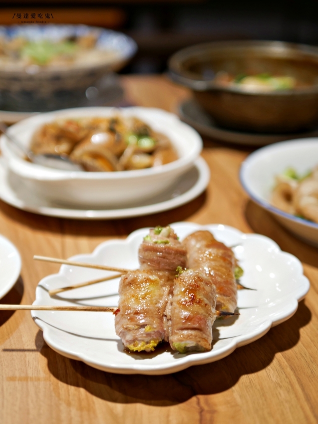 有深度的好味道!米其林綠色指南推薦『福樓 Fu Lou』湯鮮味美肉清甜的白鯧米粉、香氣十足的炒海瓜子點起來!台南美食|台南生日優惠|台南中西區 - 曼達愛吃鬼