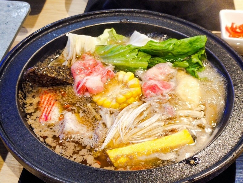 【鍋物美食】本事滿足鍋物 Good Job Pot，多種口味個人火鍋，首推微醺燒酒雞！東區美食、大安區美食